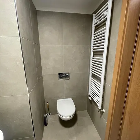 Διαμέρισμα Newly Built In Near Metro Haje