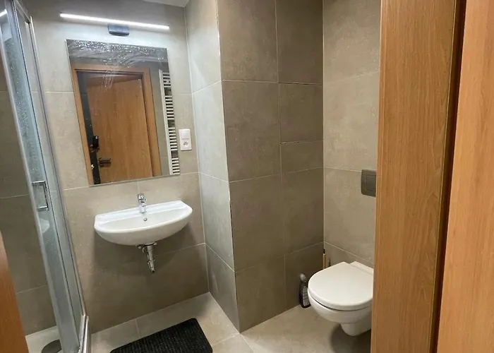 Newly Built In Near Metro Haje * Prague