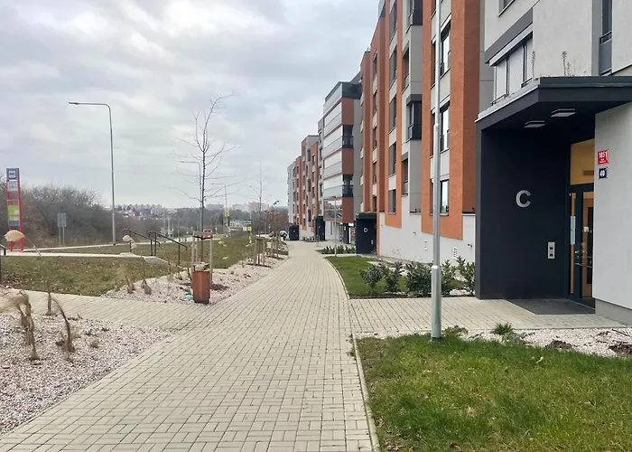 Apartment Newly Built In Near Metro Haje Prague